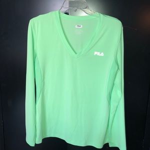 Fila work out shirt size xl